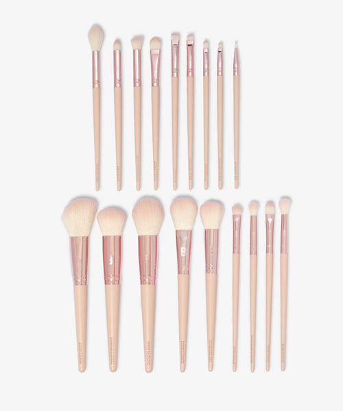 By BEAUTY BAY Rose Glow 18 Piece Brush Set With Brush Stand