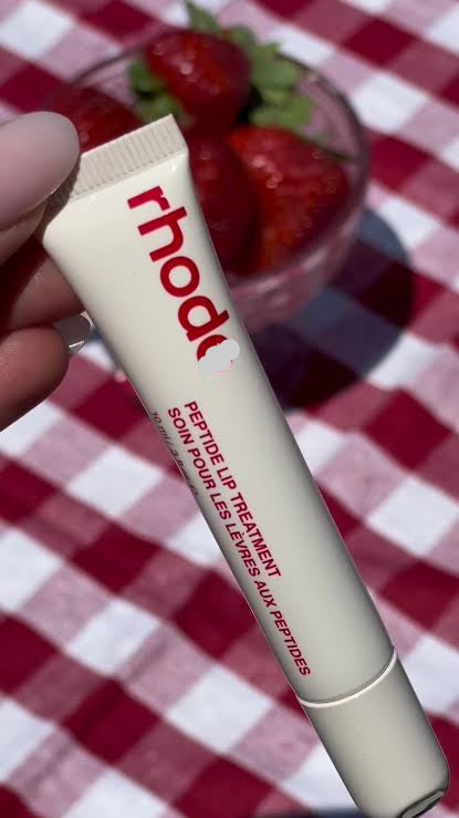 lip treatment - strawberry glaze